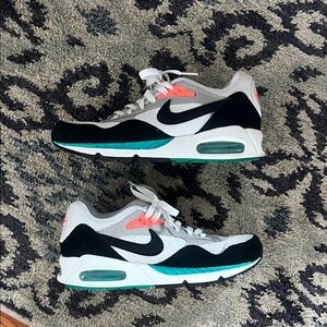Nike Air Max Sneakers Black, White, and Teal size 8